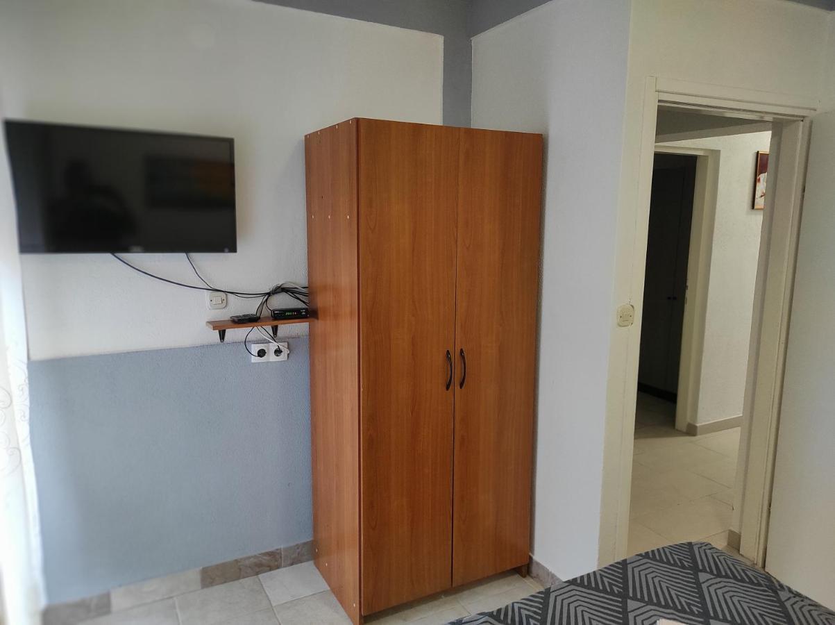 Apartment Marina Vir Bagian luar foto