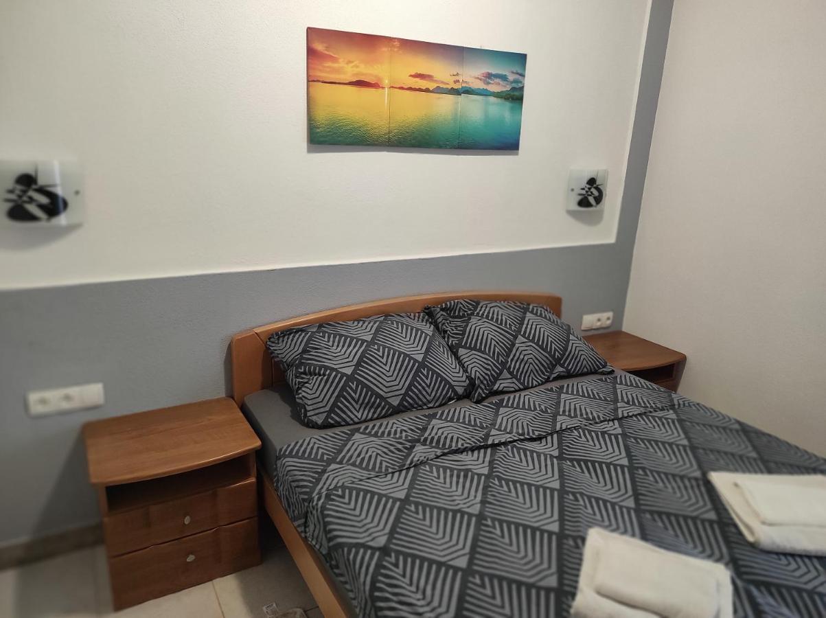 Apartment Marina Vir Bagian luar foto