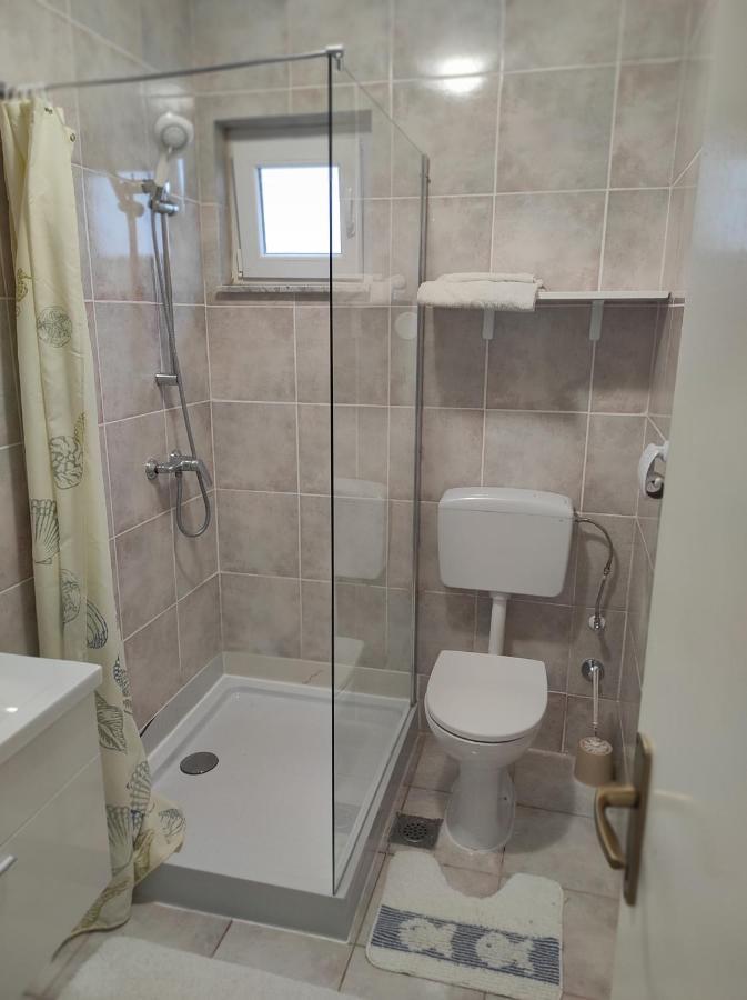 Apartment Marina Vir Bagian luar foto